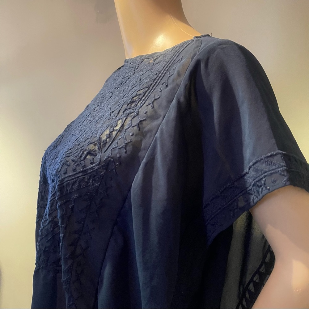 Navy Blue Embroidered Banana Republic Sheer Top - Picture 7 of 8